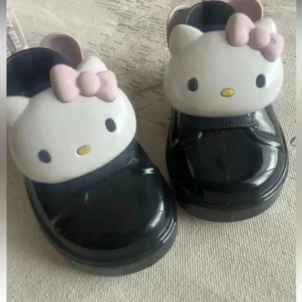 Mini Melissa 6 Hello Kitty Slip Ok Sneaker